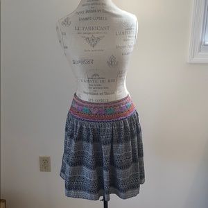 Embroidered skirt